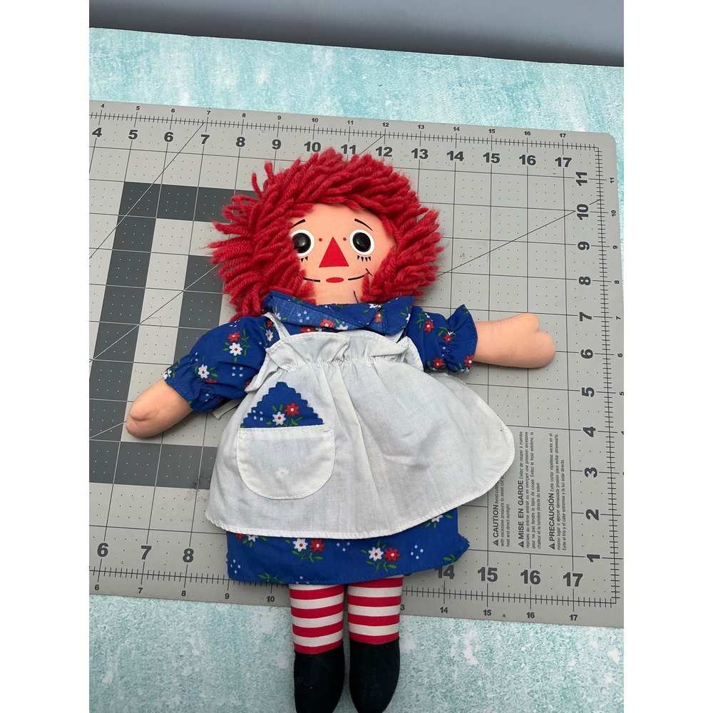 Raggedy Ann Plush Doll 15 Inch Classic Red Yarn Hair Blue Floral Dress Apron - Picture 6 of 6